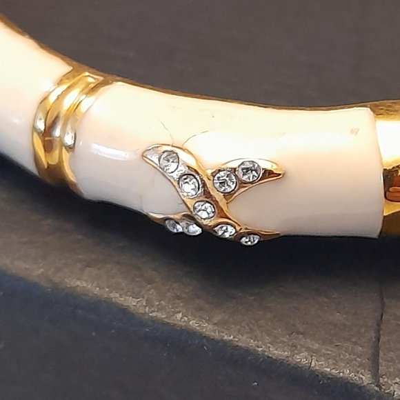 Pair of Enamel and Crystal Bangles - Picture 13 of 15